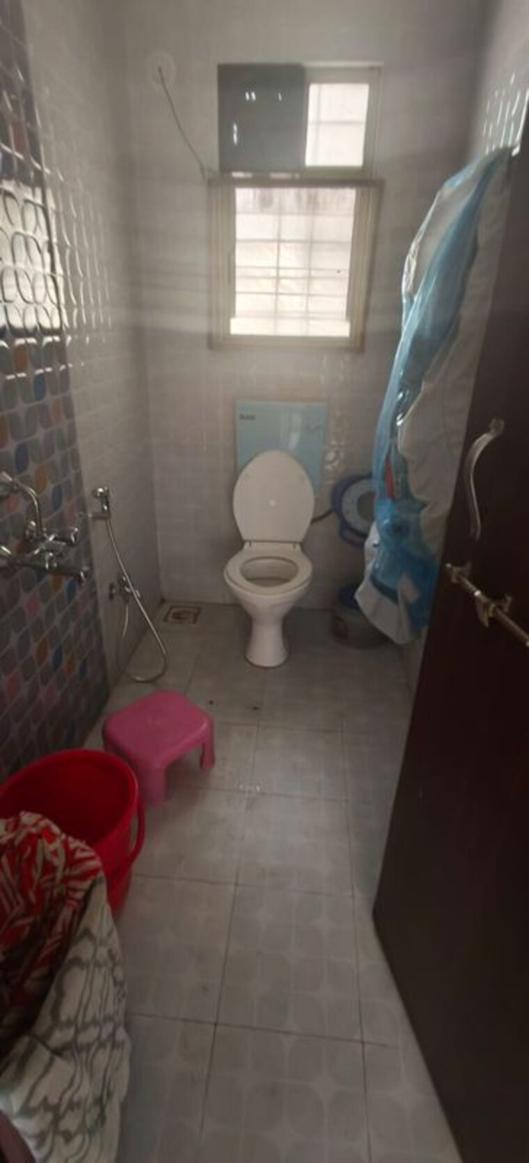 Bathroom, wakad 2 Bedroom 850 Sq.Ft. Apartment In Wakad Pune 9813716