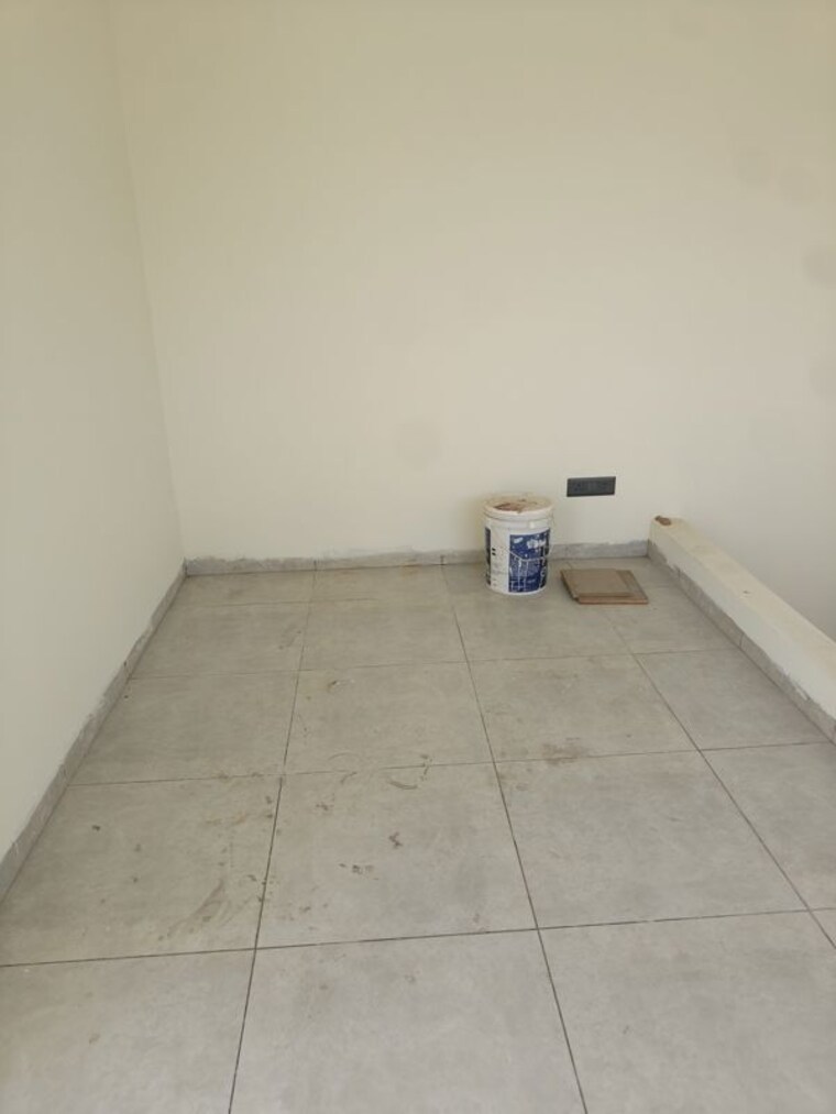 Room, aerocity 5 Bedroom 6300 Sq.Ft. Independent House In Aerocity Mohali 9208316