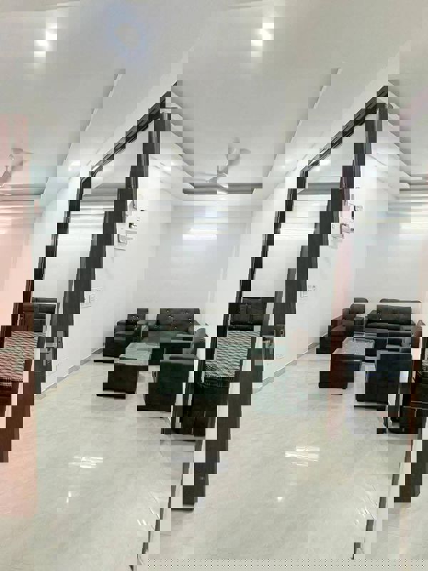 2 BHK Builder Floor For Rent in Saket