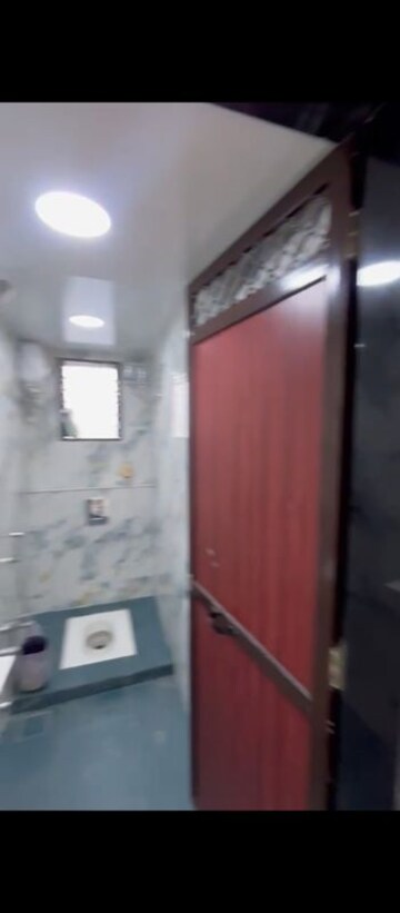 Bathroom in 1 BHK Apartment at Vaishali Apartment CHS, Mazgaon – for Rent