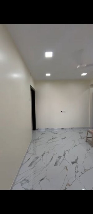 Room in 1 BHK Apartment at Vaishali Apartment CHS, Mazgaon – for Rent