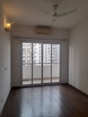 4 BHK Apartment For Rent in Emaar The Palm Drive-The Sky Terraces, Sector 66