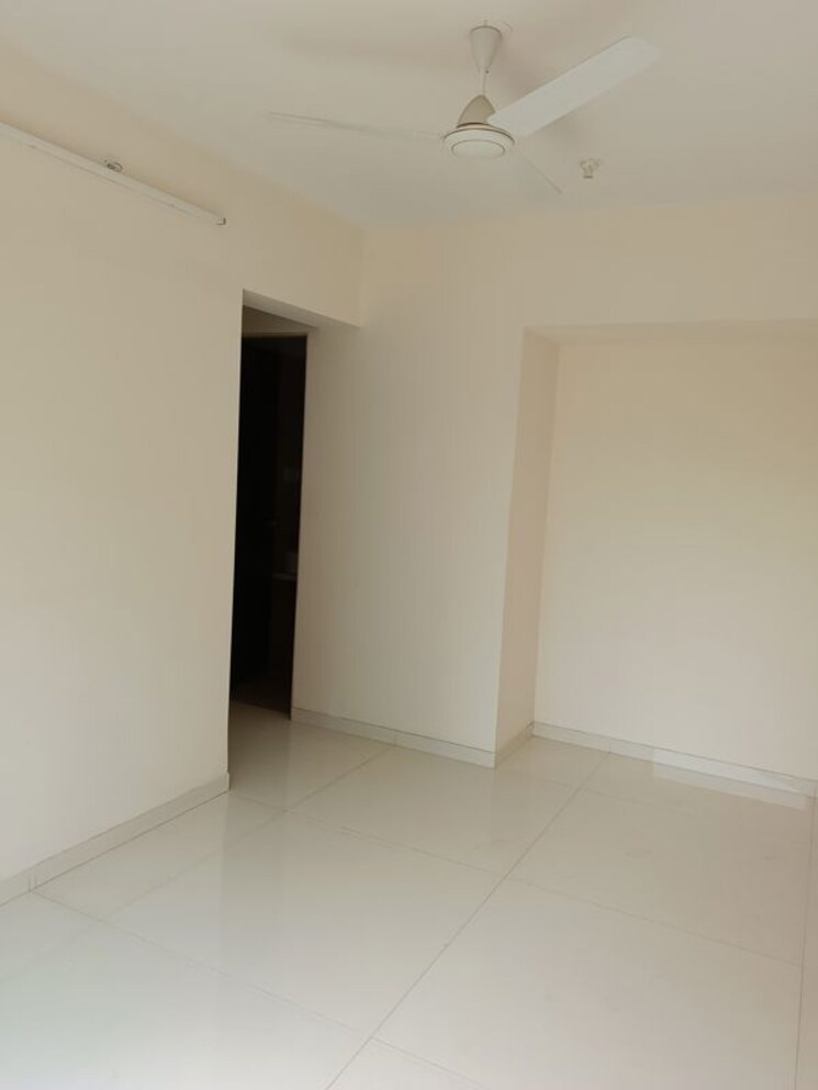 Bedroom, shree-shashwat-chs 1.5 Bedroom 750 Sq.Ft. Apartment In Mira Road Thane 9813799