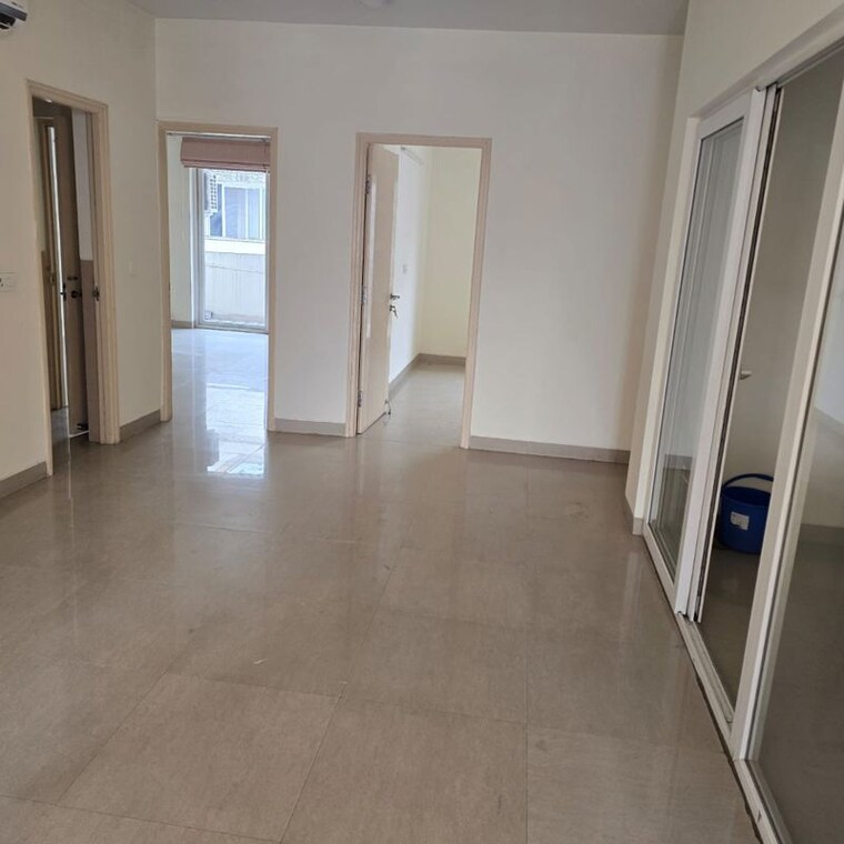 Room, emaar-emerald-floors-premier 4 Bedroom 1975 Sq.Ft. Apartment In Sector 65 Gurgaon 9813850