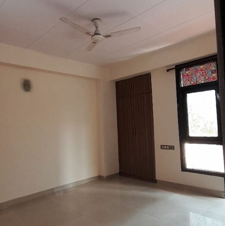 Room, rishabh-platinum 3 Bedroom 1684 Sq.Ft. Apartment In Ahinsa Khand 2 Ghaziabad 9811349