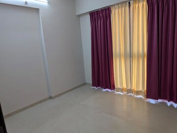 Room in 3 BHK Apartment at Futuristic The Miracle, Pimple Saudagar – for Rent