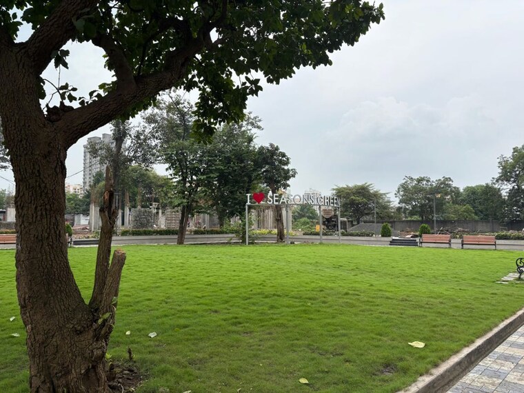 Garden, seasons-green 1 Bedroom 367 Sq.Ft. Apartment In Khadakpada Thane 9814047