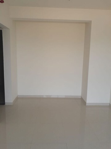 Room in 4 BHK Apartment at Viceroy Prive, Kandivali East – for Sale