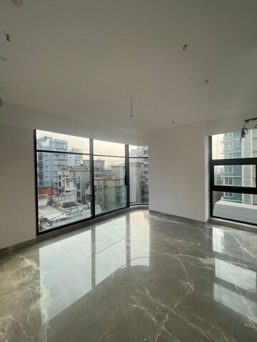 Bedroom in 4 BHK Apartment at Bandra West – for Rent