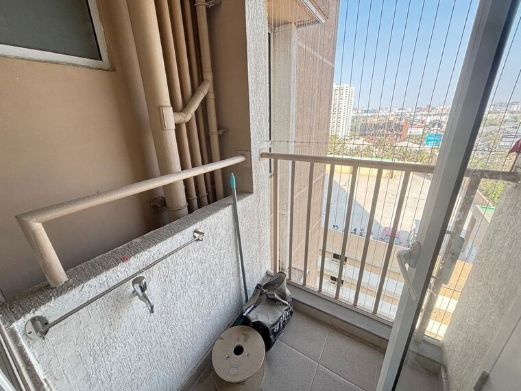 Balcony, godrej-green-vistas 2 Bedroom 760 Sq.Ft. Apartment In Mahalunge Pune 9813946