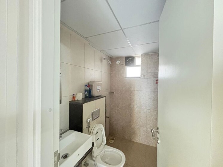 Bathroom, godrej-green-vistas 2 Bedroom 760 Sq.Ft. Apartment In Mahalunge Pune 9813946