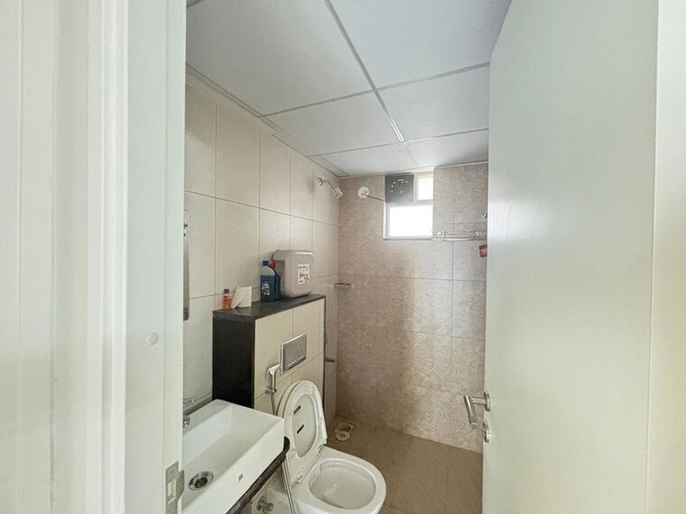 Bathroom, godrej-green-vistas 2 Bedroom 760 Sq.Ft. Apartment In Mahalunge Pune 9813946