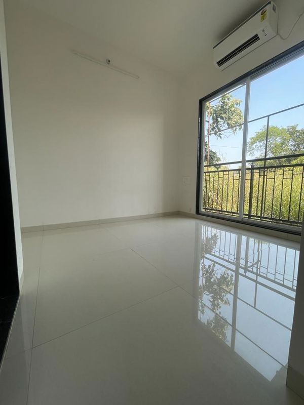 1 BHK + Extra Room 367 Sq.Ft. Apartment in Seasons Green