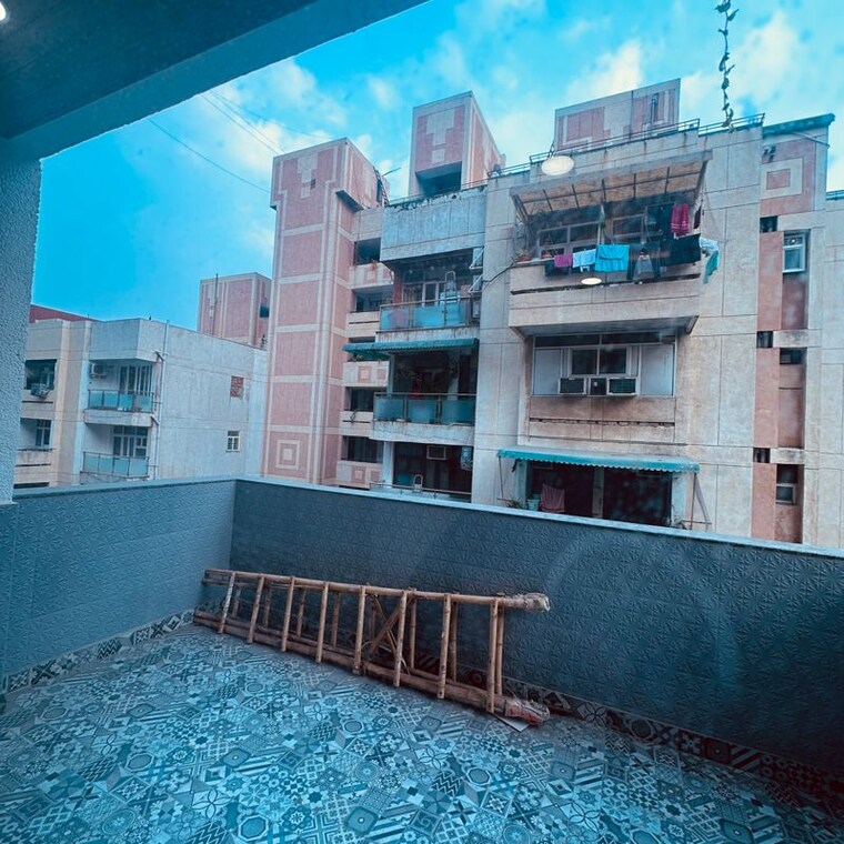 Exterior View, sunder nagar 3.5 Bedroom 2000 Sq.Ft. Apartment In Sunder Nagar Delhi 9814296