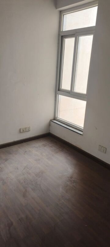 Room in 3 BHK Apartment at BPTP Park Elite Premium, Sector 84 – for Sale