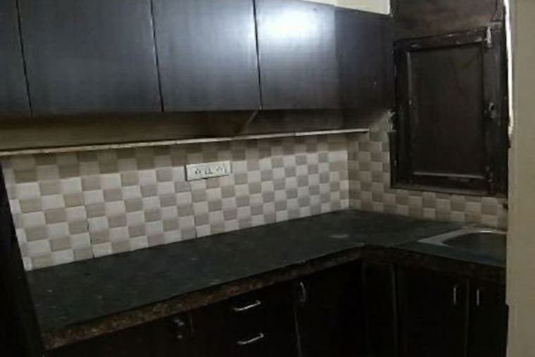 Kitchen, sector 62 1.5 Bedroom 566 Sq.Ft. Builder Floor In Sector 62 Noida 9814301