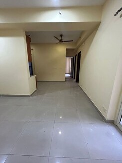 3 BHK Apartment For Rent in Gaur City 2 - 14th Avenue