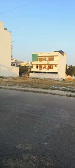 Plot For Sale in Parklands