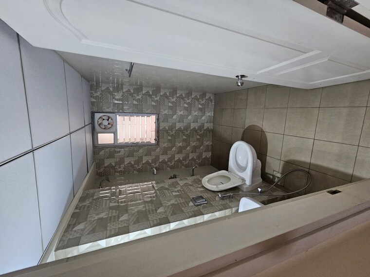 Bathroom, balewadi 2.5 Bedroom 1125 Sq.Ft. Apartment In Balewadi Pune 9814538