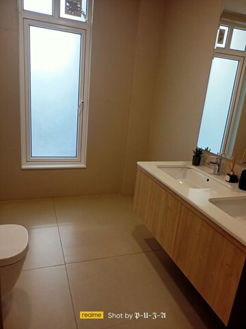 Room in 4 BHK Apartment at Kalabagan – for Sale