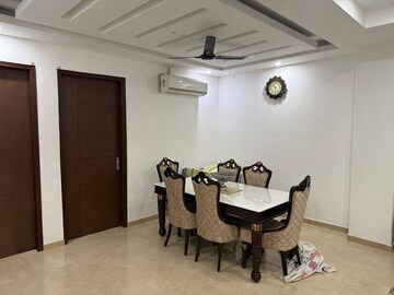 Master Bedroom in 2 BHK Apartment at Saket – for Rent