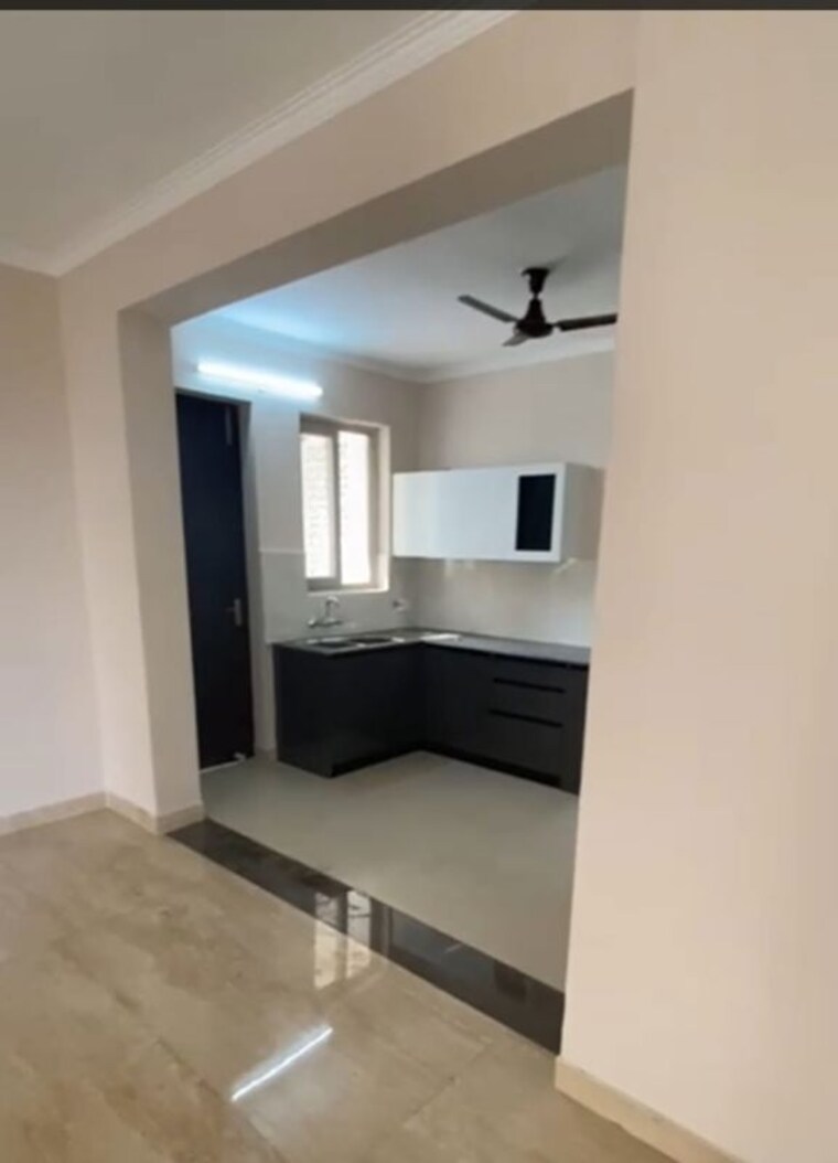 Kitchen, eiffel-vivassa-estate 3 Bedroom 1400 Sq.Ft. Apartment In Bagiamau Lucknow 9814437