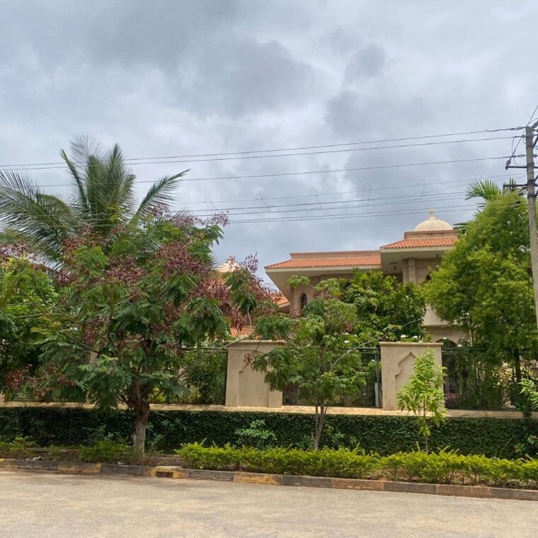 Garden, k-raheja-jade-gardens  11801 Sq.Ft. Plot In International Airport Road Bangalore 9814802