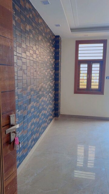 Bathroom in 3 BHK Apartment at Sector 10 Dwarka – for Rent