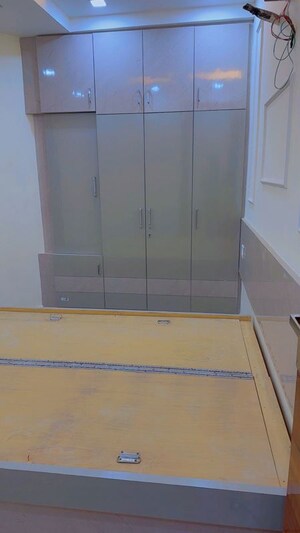 Furnished Amenities in 3 BHK Apartment at Sector 10 Dwarka – for Rent