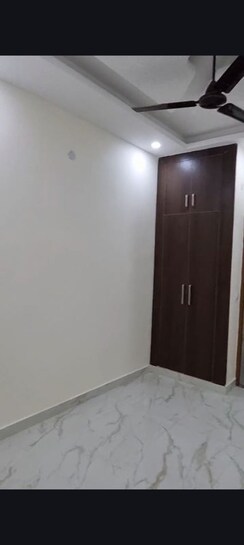 2 BHK Builder Floor For Sale in Mahindra Enclave