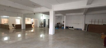 Parking in  Showroom at Kaloor – for Rent