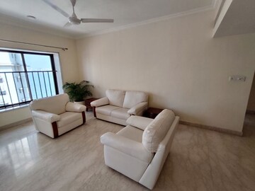 Living Room in 4 BHK Apartment at Sanghi Residency, Prabhadevi – for Rent