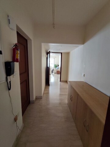 Room in 4 BHK Apartment at Sanghi Residency, Prabhadevi – for Rent