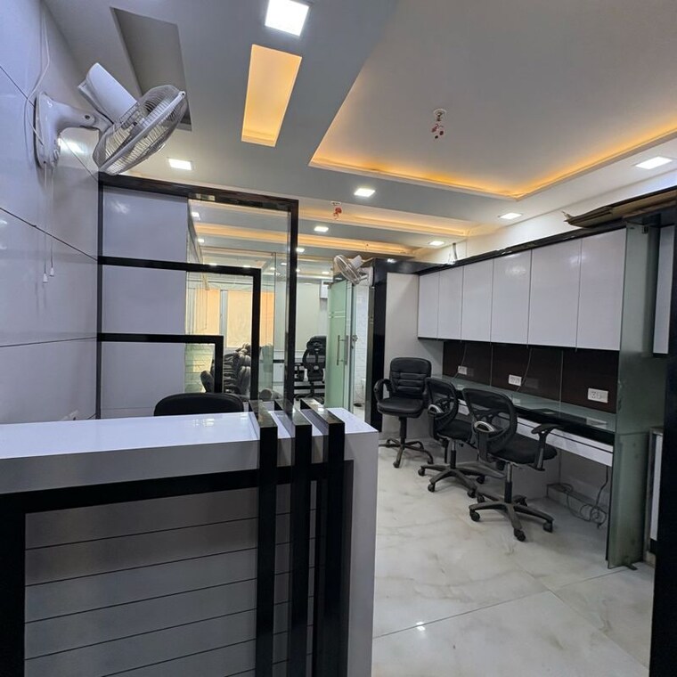 Kitchen, netaji subhash place Commercial Office Space 600 Sq.Ft. In Netaji Subhash Place Delhi 9814957