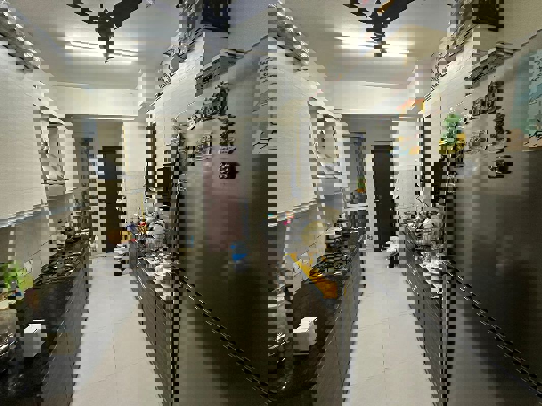 3.5 BHK + Servant Room Apartment For Rent in Conscient Heritage One