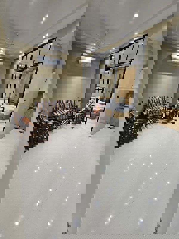 1 BHK Builder Floor For Rent in Sector 42