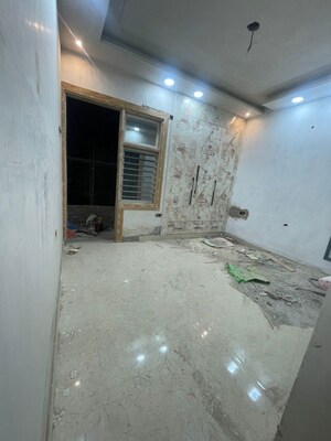 Room in 2 BHK Apartment at Sangavade – for Rent