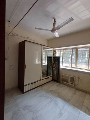 Master Bedroom in 2 BHK Apartment at Centre Point Society, Panch Pakhadi – for Rent