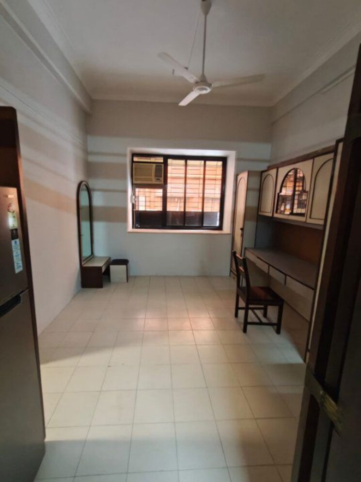 Room, rubberwala-nebula 1.5 Bedroom 585 Sq.Ft. Apartment In Bhuleshwar Mumbai 9802082