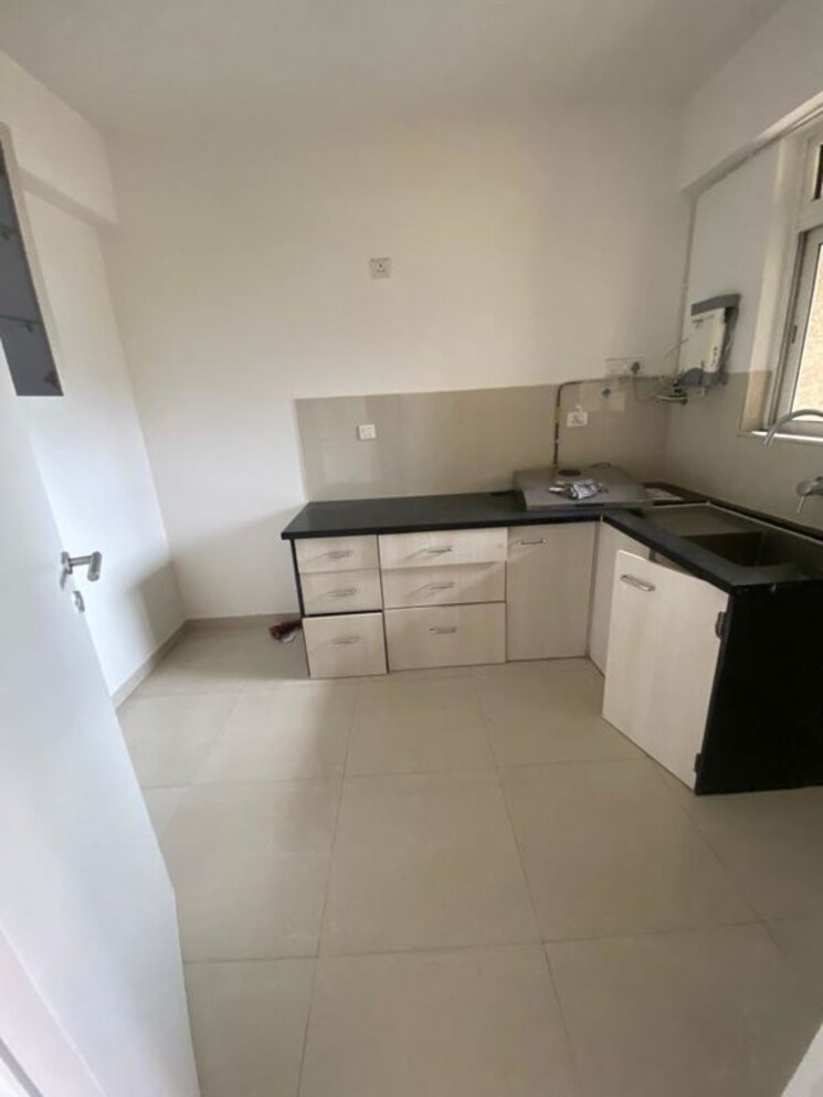 Kitchen, hiranandani-obelia-the-walk 2.5 Bedroom 650 Sq.Ft. Apartment In Ghodbunder Road Thane 9815258