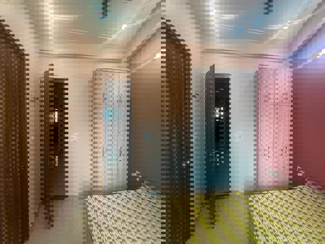 3 BHK + Servant Room Apartment For Rent in Sector 18 Dwarka