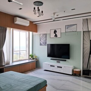 Bedroom in 4 BHK Apartment at Indiabulls Blu, Upper Worli – for Sale