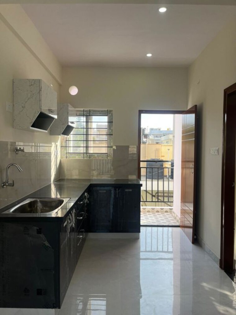 Kitchen, hsr layout 1 Bedroom 600 Sq.Ft. Builder Floor In Hsr Layout Bangalore 9815263