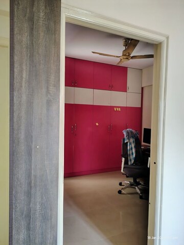 Room in 2.5 BHK Apartment at Divya JSR Limelite, Abbigere – for Rent