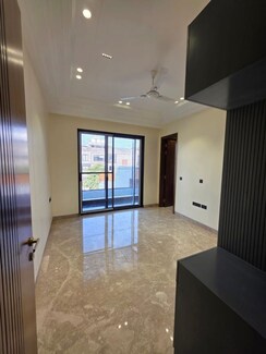 3 BHK + Servant Room Builder Floor For Sale in Ansal Sushant Lok I