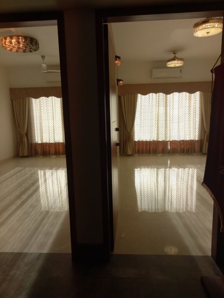 Bedroom, defence colony 3 Bedroom 1685 Sq.Ft. Builder Floor In Defence Colony Delhi 9815414