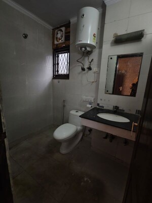 Bathroom in 3 BHK Apartment at Sector 5 Dwarka – for Rent