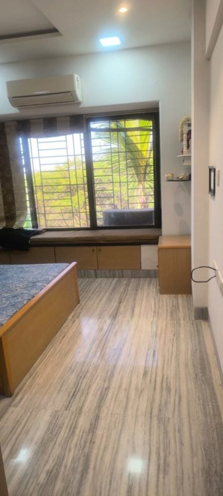 Room, kumar-harshvardhan-chs 2 Bedroom 800 Sq.Ft. Apartment In Andheri West Mumbai 9815569