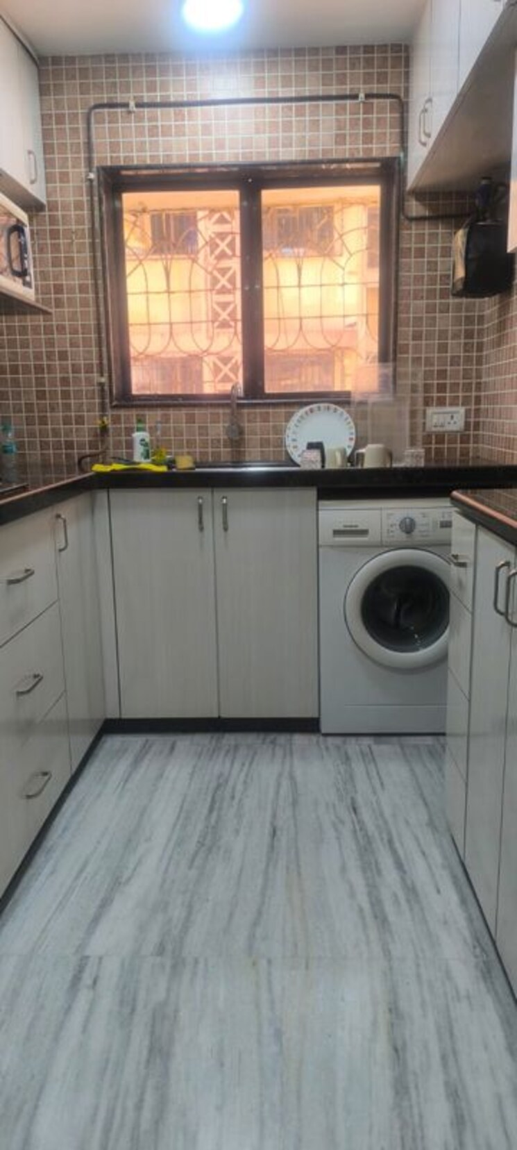 Kitchen, kumar-harshvardhan-chs 2 Bedroom 800 Sq.Ft. Apartment In Andheri West Mumbai 9815569