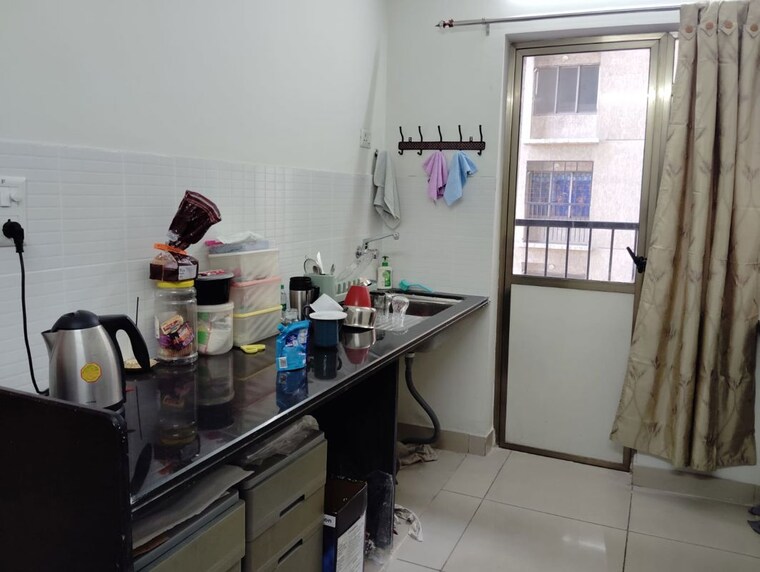 Kitchen, tata-amantra 3 Bedroom 1300 Sq.Ft. Apartment In Ashok Nagar Thane 9815337